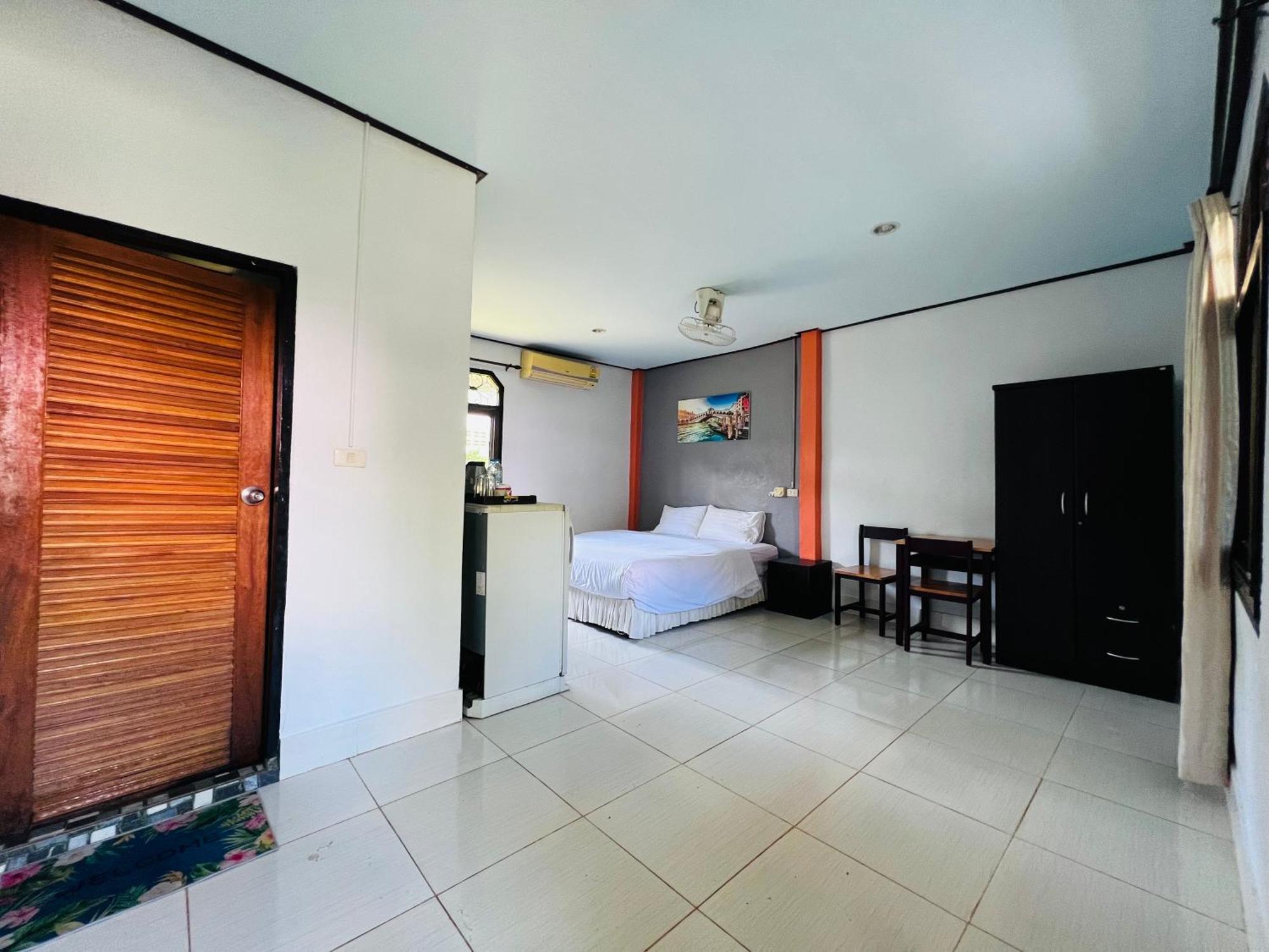 Prukrom Lanta Guesthouse Ko Lanta Exteriér fotografie