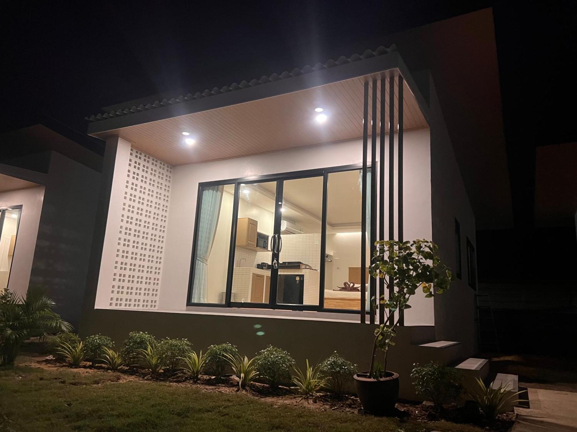 Prukrom Lanta Guesthouse Ko Lanta Exteriér fotografie