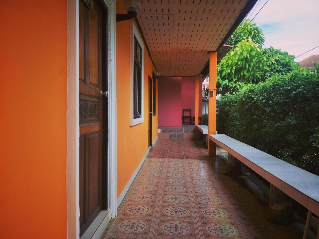 Prukrom Lanta Guesthouse Ko Lanta Exteriér fotografie