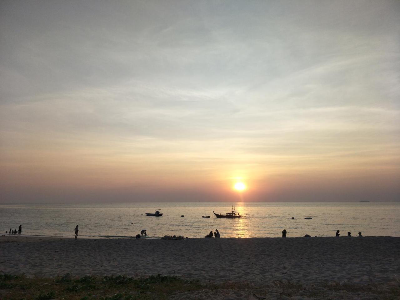 Prukrom Lanta Guesthouse Ko Lanta Exteriér fotografie